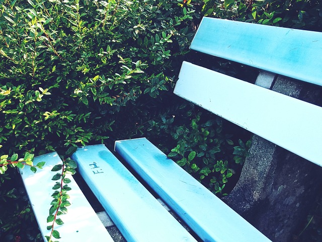 奈特多次從 奈特多次從